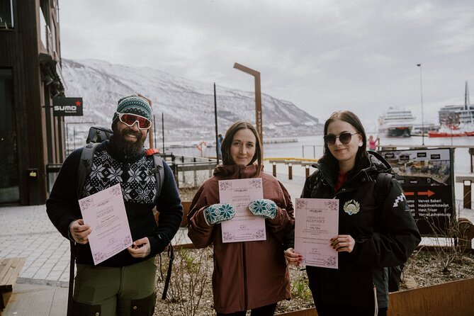 2 Hours Urban Arctic Floating Activity in the Harbours of Tromsø - Duration, Timing, and What Two Hours Really Means