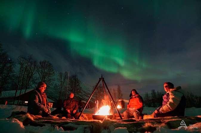 Aurora Safari Chase by big bus, free Photos, toilet onboard - Toilets and coach comfort: the unglamorous perks that matter