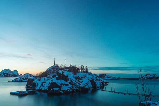 Discovery tour of the island of Senja and Kvaløya from Tromsø - Senja: fjords, steep mountains, and your 2-hour view window