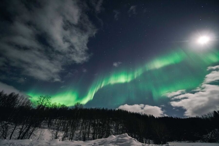 From Tromsø: Aurora Borealis Tour - How the Guides Hunt: Weather Moves, Clear-Sky Stops, and Sometimes Finland