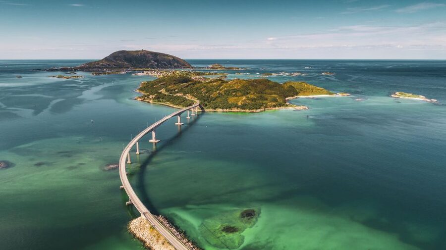 From Tromsø: Kayak trip with lunch and sauna at Sommarøy - What You’ll Want to Bring (and What You Can Skip)