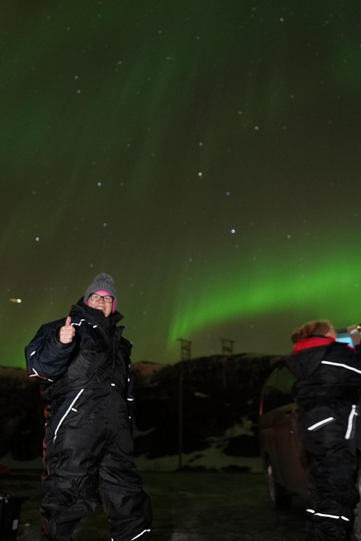 From Tromsø: Northern Lights Tour with Hot Drinks and Photos - Suiting Up for Real Winter: Warm Suits, Spikes, Head Lamps