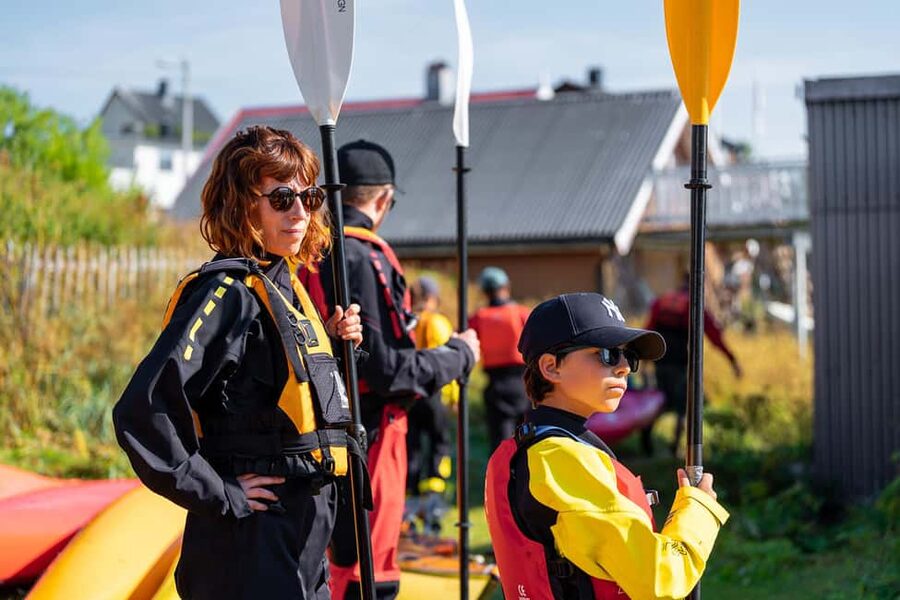From Tromsø: Sea Kayaking Tour at Sommarøy with Transfer - Why Sommarøy kayaking works so well in the Barents Sea