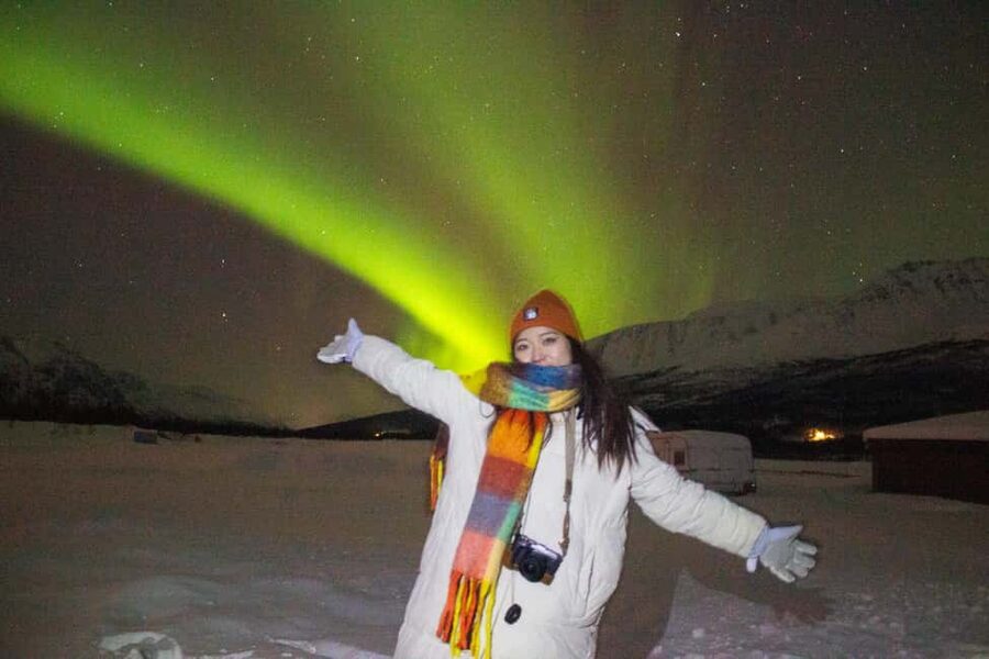 Full Night Magic of the Arctic Lights in Tromso - Tromsø to the dark skies: start at Magic Ice Bar, then head out fast