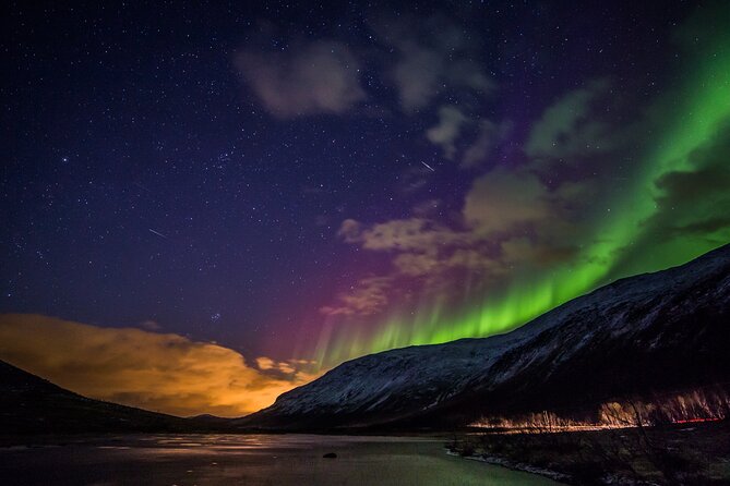 Full Night Magic of the Northern Lights in Tromso - Meeting Point and Timing: Magic Ice Bar to Tromsøya