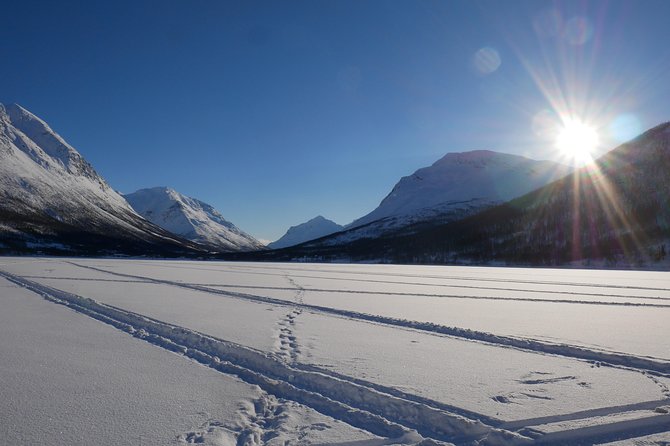 Ice Fishing On The Fjord - What’s included (and what you must bring) for real comfort