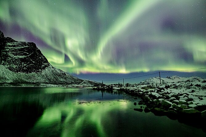 Marianne’s Heaven On Earth Aurora Chaser Tours - Food and warmth breaks that actually help you last