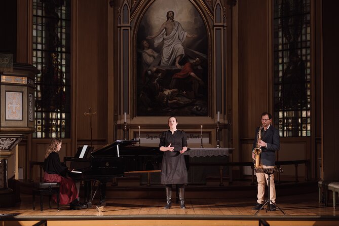 Midnight Concert in Tromsø Cathedral - Inside the church: acoustics, performers, and that goosebump effect