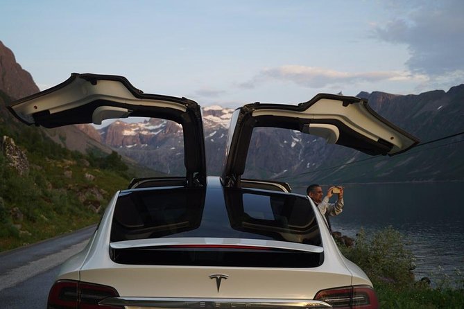 Midnightsun- Eco friendly Tesla Model X - Stop on the Water: What to Expect at the Arctic Cruise In Norway AS Point