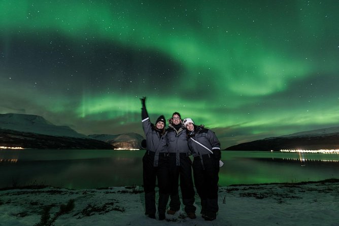 Minibus Northern Lights Chase with Photography from Tromsø - Tromsø fjords first, then Finland if the sky demands it