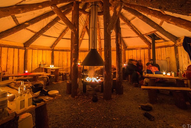 Night Reindeer Sledding with Camp Dinner and Chance of Northern Lights - Dinner in a Candlelit Gamme: Sami Stories, Songs, and a Real Three-Course Meal