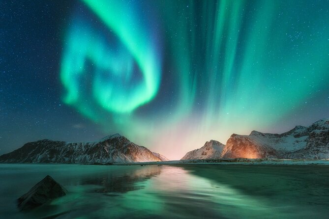 Northern light hunt in Tromsø. WiFi included - What you should bring (and what the tour gives you)