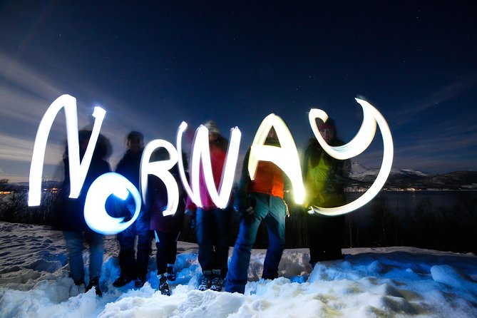 Northern lights photography tour - Snacks, hot drinks, and winter breaks that keep you steady
