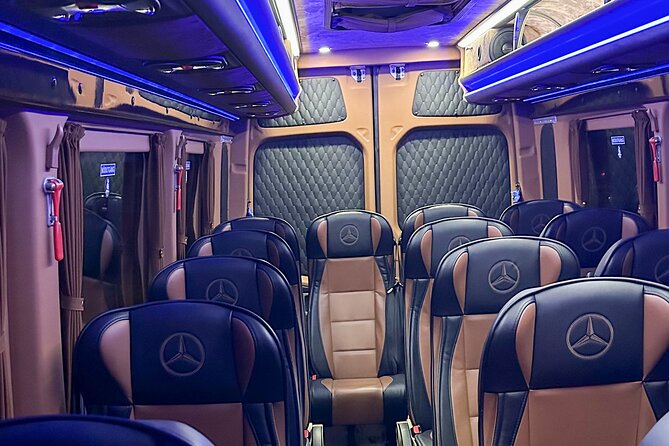 Northern Lights Tour, Photo, Toilet, Meal, Skycam in Mbus - Transportation, sky camera, and the rhythm of stops