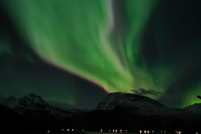 Northern Lights Tour, Tromso, Local Guide, Private Basecamp - The Northern Lights part: what you’ll see, what you won’t, and how to help your eyes