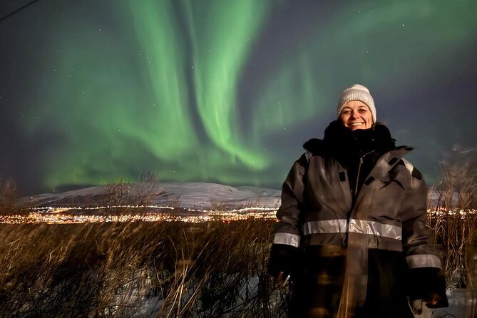 Northern Lights Tour with Hot Food and Drinks in Tromso - Small-group dynamics: 15 people max, guides who actually talk