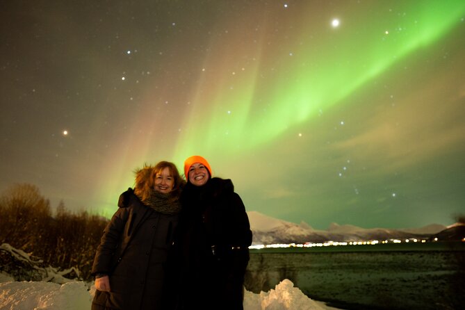 Northern Lights Tour with Local Guide and Photos - Stop 2: Aurora spotting in Troms with campfire warmth and photo help