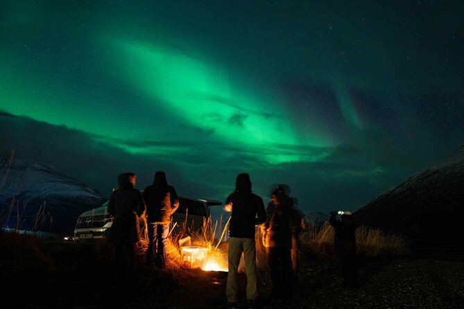 Northern Lights Tour with small group of 8 people - Thermal Suits and Warm Boots: What’s Included (and What You Must Add)