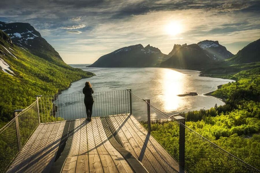 Senja: Guided Tour around Senja - What Winter Weather Really Means for Your Outfit