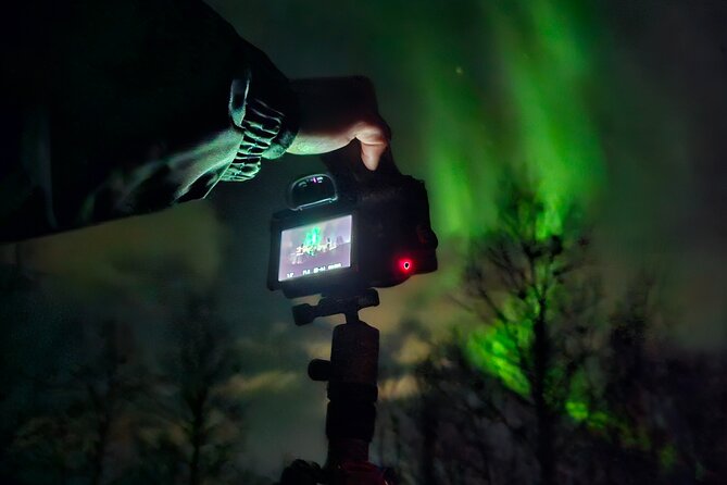 Small Northern Lights Tour Max 8 Guests Pickup and Photography - Campfire Comfort in the Middle of the Arctic