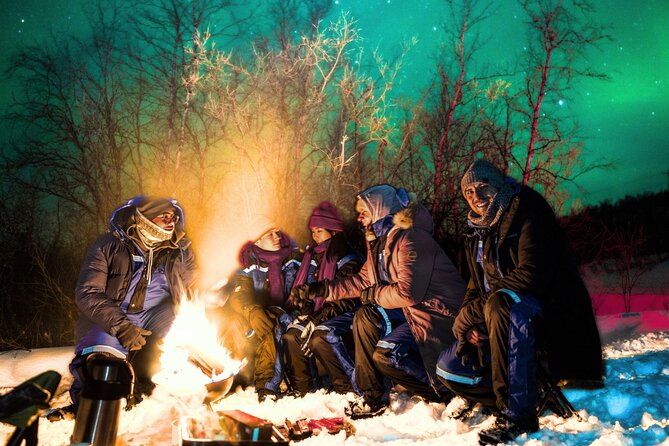 Small Northern Lights Tour Max 8 Guests Pickup and Photography - Language and Human Touch: Communication That Makes the Chase Easier