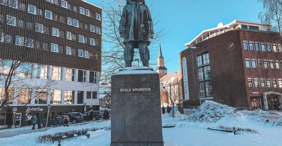 Tromsø: Arctic Exploration Historic Walking Tour - Meeting in Storgata 77 and getting oriented fast
