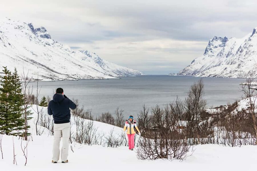 Tromsø: Arctic Landscape and Fjord Tour with Snacks - Getting Ready: Warm Clothing, Thermal Suits, and Sturdy Footing