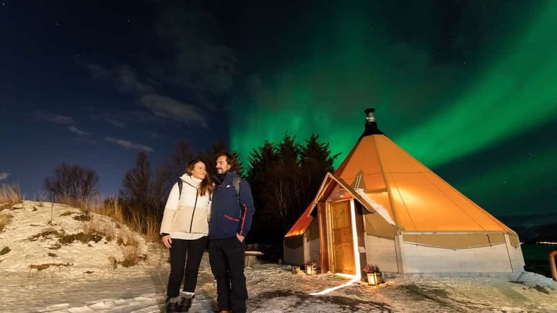 Tromsø: Aurora Safari Chase by big bus with Camp meal - Entering the hunt: why this bus-to-camp setup works in Tromsø