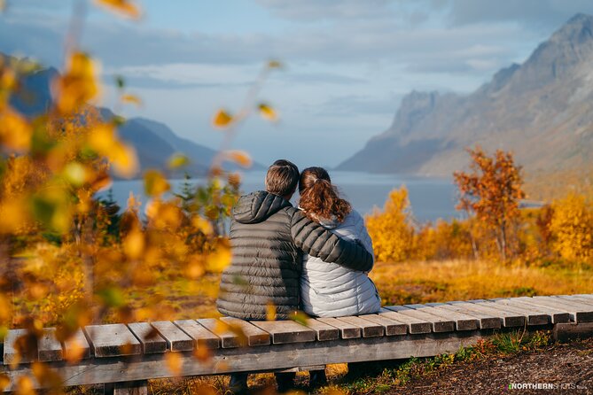 Tromsø: Day trip to the island of Sommarøy through the Fjords - Food, hot drinks, and the lunch question you should confirm