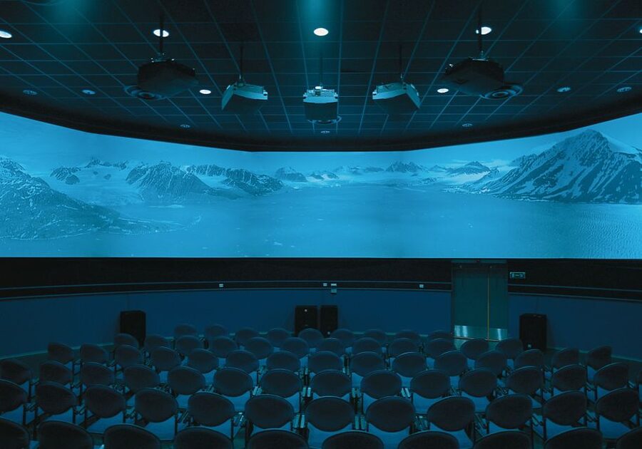 Tromsø: Entrance Ticket to Polaria - Key things to know before you go
