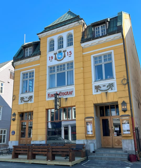 TROMSØ: Explore The City And a Guided Tour Of PolarMuseum! - Roald Amundsen’s Plaza: The meeting point that sets the tone