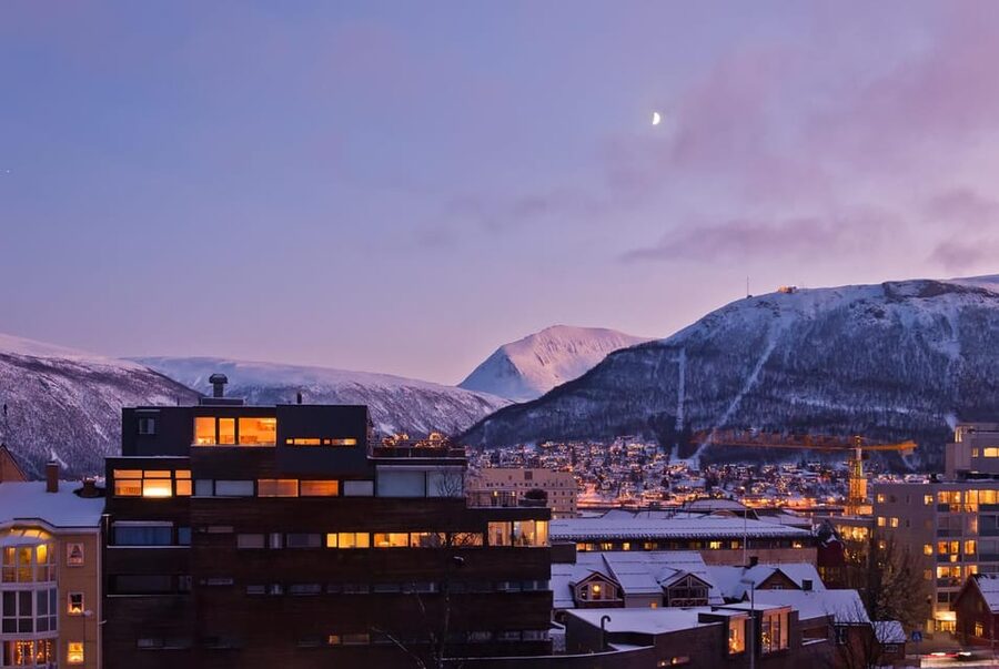 Tromso: Express Walk with a Local in 60 minutes - Food, Cafes, and Bars: The Tips You’ll Actually Use