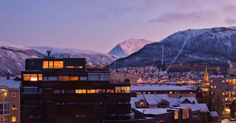 Tromso: Express Walk with a Local in 60 minutes - Where It Starts: The Church Meeting Point and Quick Orientation