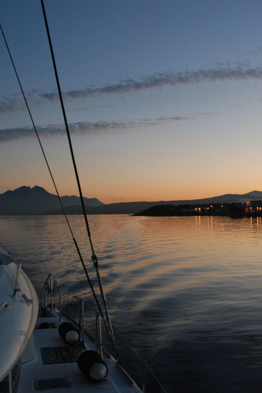 Tromsø: Fjord and Islands Luxury Catamaran Cruise - Price and value: what $208 gets you in real life