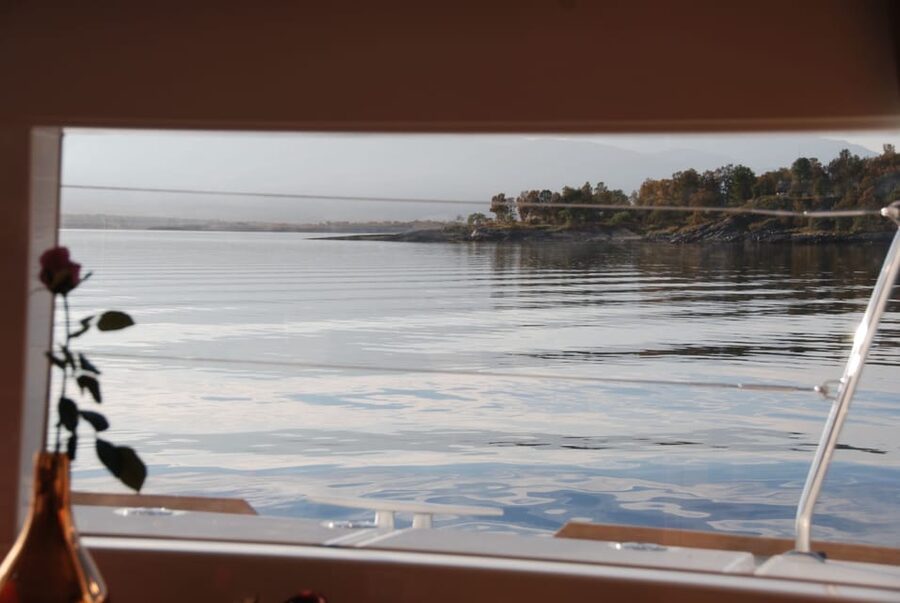 Tromsø: Fjord and Islands Luxury Catamaran Cruise - The 3-hour cruise plan: out on fjords, then back for soup