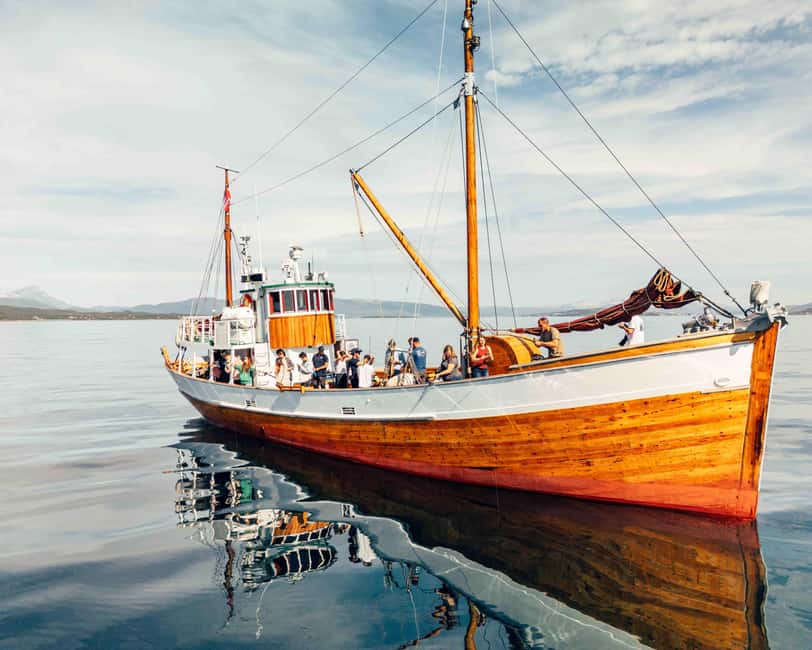 Tromsø: Fjord Fishing Cruise - The Boat Experience: Heated Lounge, Thermal Suits, and Rod Sharing