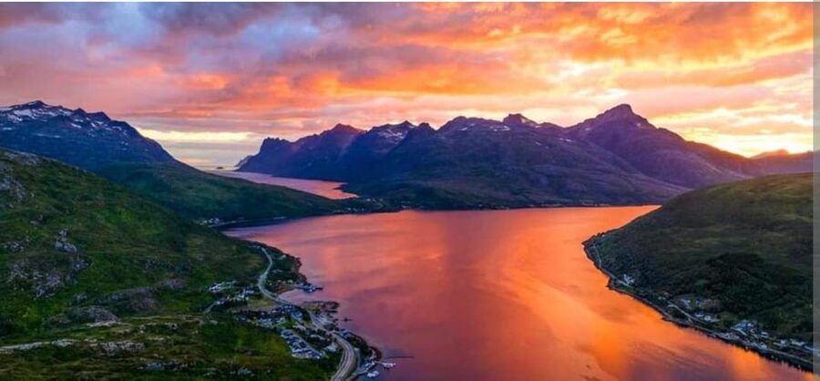 Tromsø: Fjords and Sommarøy Islands Tour with Salmon Picnic - Arctic swimming at Sommarøy: the one water activity you should plan for