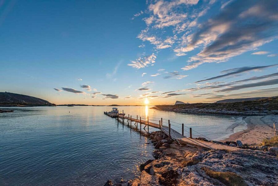 Tromsø: Kvaløya & Sommarøy Guided Tour - The bus ride: two hours of travel that doubles as a briefing