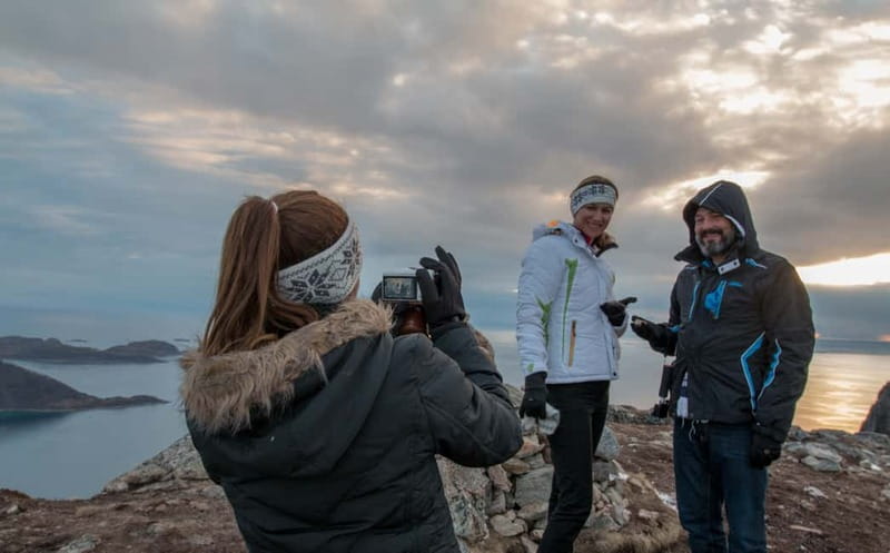 Tromsø: Midnight Sun Hike in the wilderness - Group size and guide style: why max 15 matters on a night hike