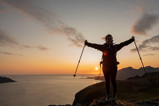 Tromsø: Midnight Sun Hike with Wandering Owl - Kvaløya Stop: The 3-Hour Mountain Climb and Summit Treats