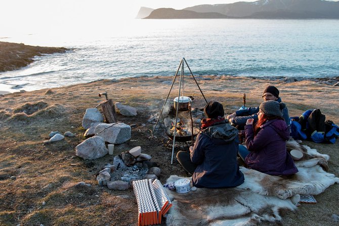 Tromsø: Midnight Sun with Campfire with Wandering Owl - Reindeer and photo moments: what’s possible without guarantees