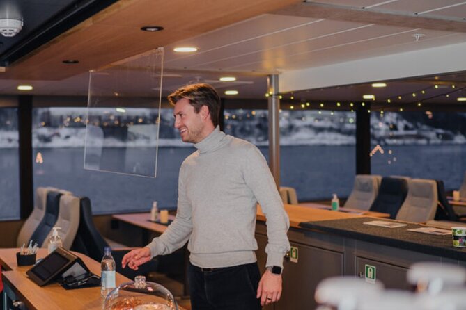 Tromsø, Northern Lights and Wilderness Evening Catamaran Cruise - Northern Lights guarantee: helpful, but read it like a realist