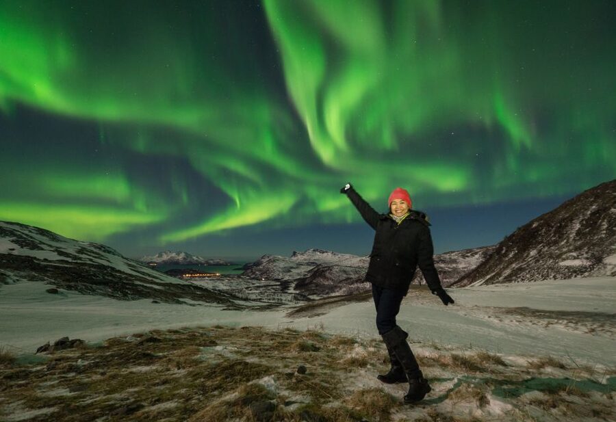 Tromso: Northern Lights Photography Tour by Bus (or miniBus) - Stops and outdoor time: what the night looks like on the ground