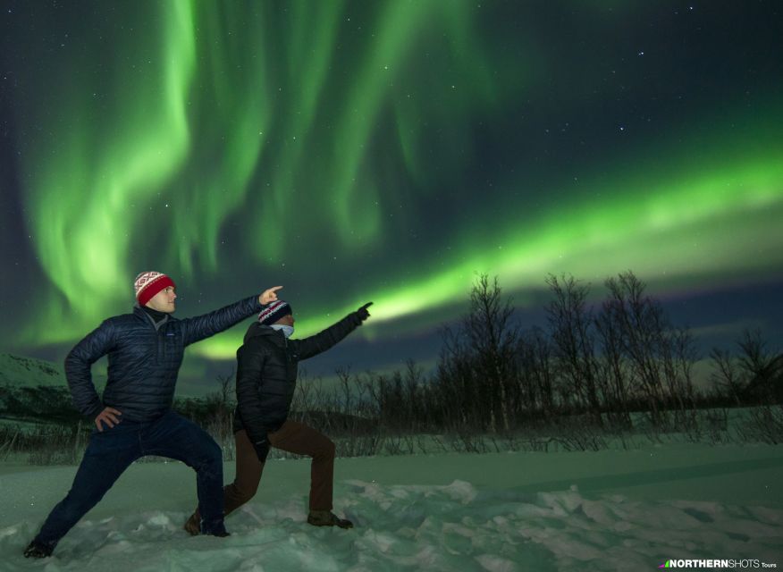 Tromso: Northern Lights Photography Tour by Bus (or miniBus) - The photo tutorial that helps you get results (phones included)