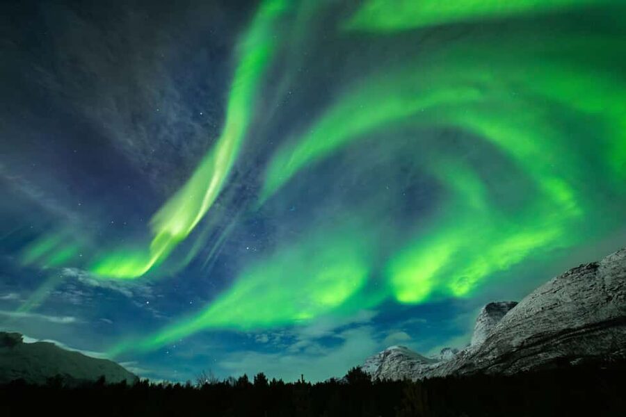 Tromsø: Northern Lights Photography Tour - Meeting Outside Tromsø Havn: The Part Most People Skip