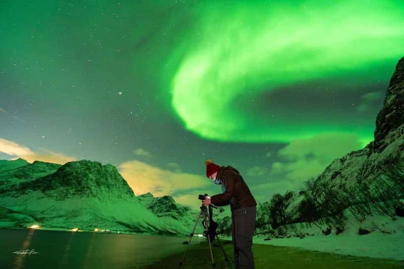 Tromsø: Northern Lights Safari - Stop 2: camp setup near the best viewing spots