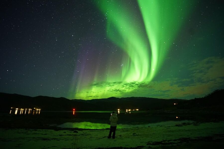 Tromsø: Northern Lights Tour with Free Professional Portrait - Who should book this Northern Lights portrait tour