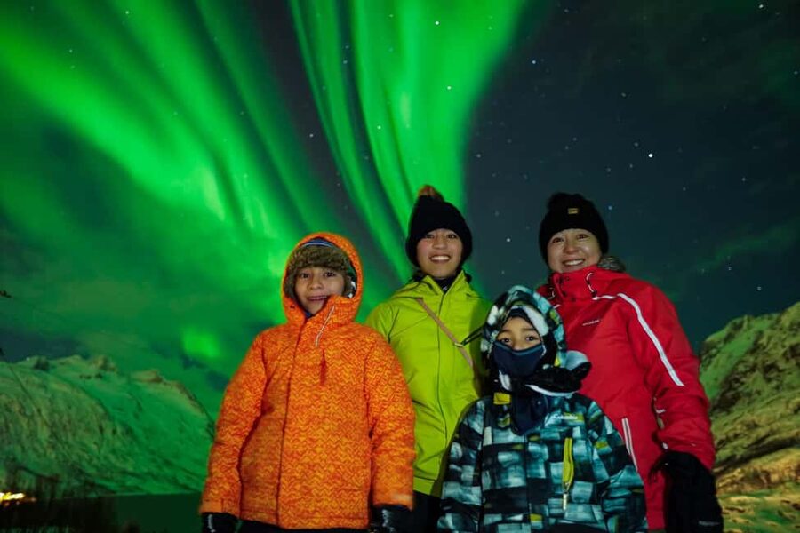 Tromsø: Northern Lights Tour with Guaranteed Sightings - How the guaranteed viewing and refund choice plays out