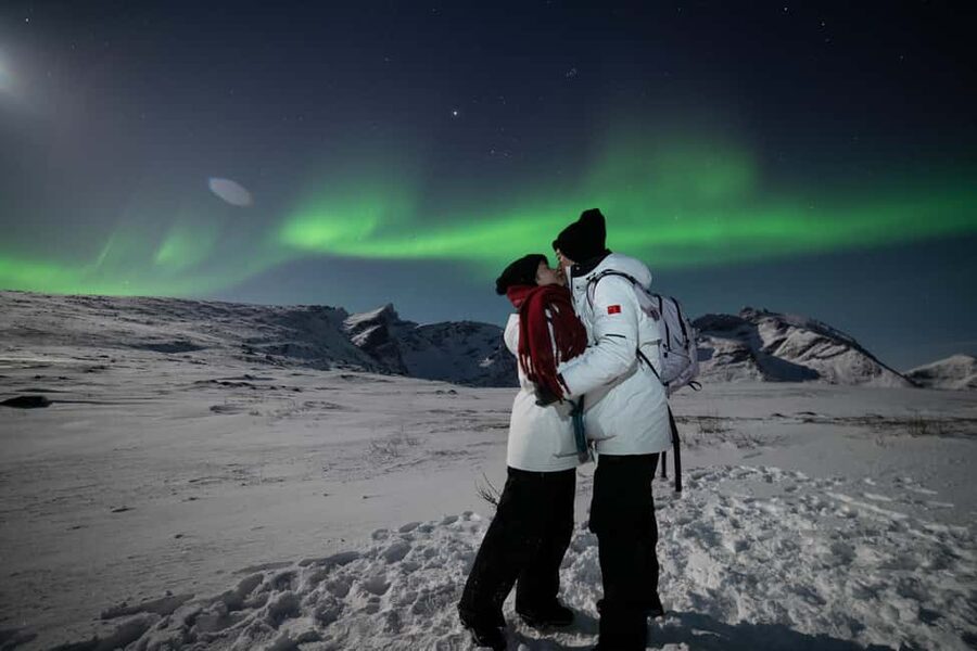 Tromsø: Northern Lights tour with local experts - Key things to know before you go