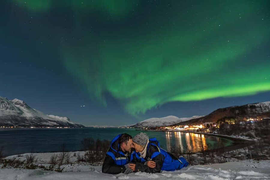 Tromsø: Northern Lights Tour with Professional Photographer - Professional photography: what you’re paying for besides the view